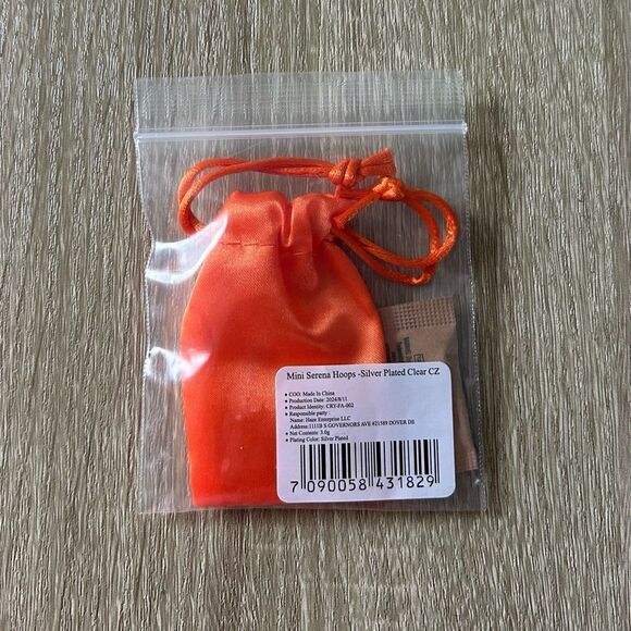 NEW … CRYSTAL HAZE Mini “Serena” Silver Hoops - Picture 5 of 6